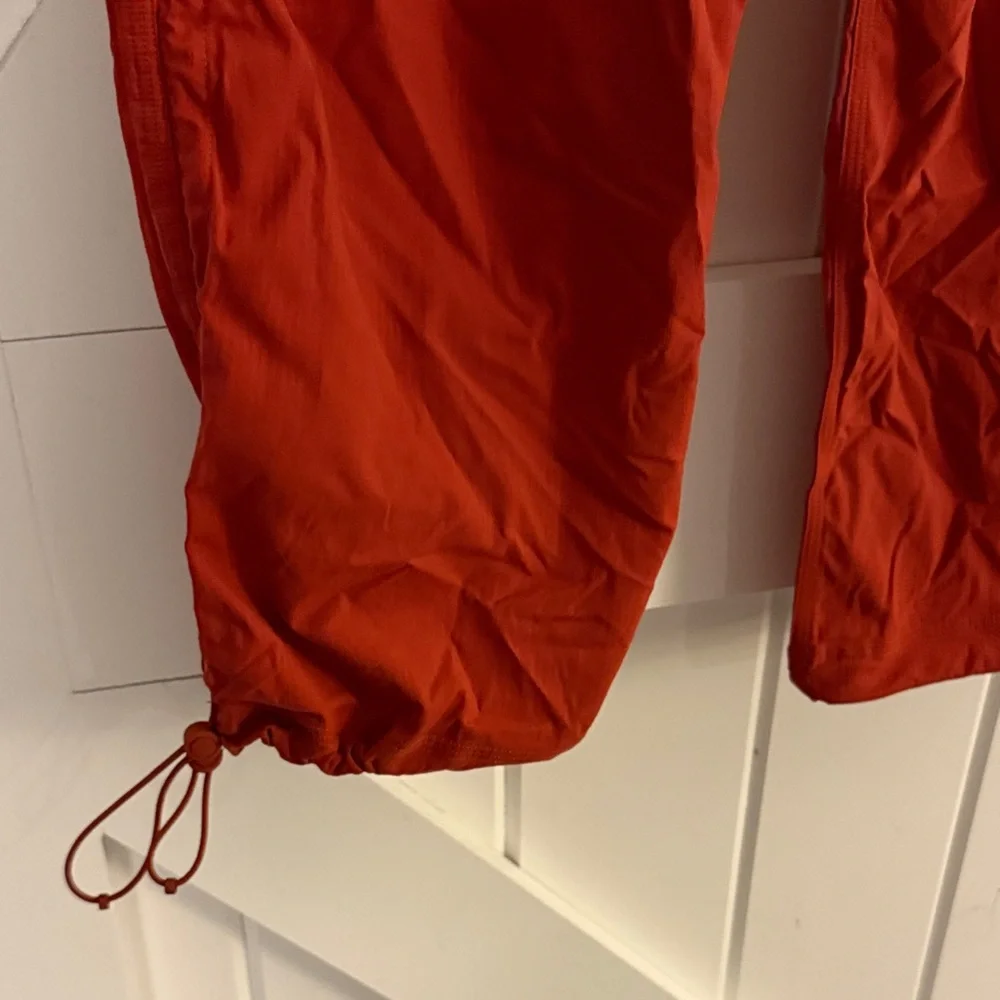 Lululemon Dance Studio Relaxed fit MR Cargo pant - Picture 5 of 6